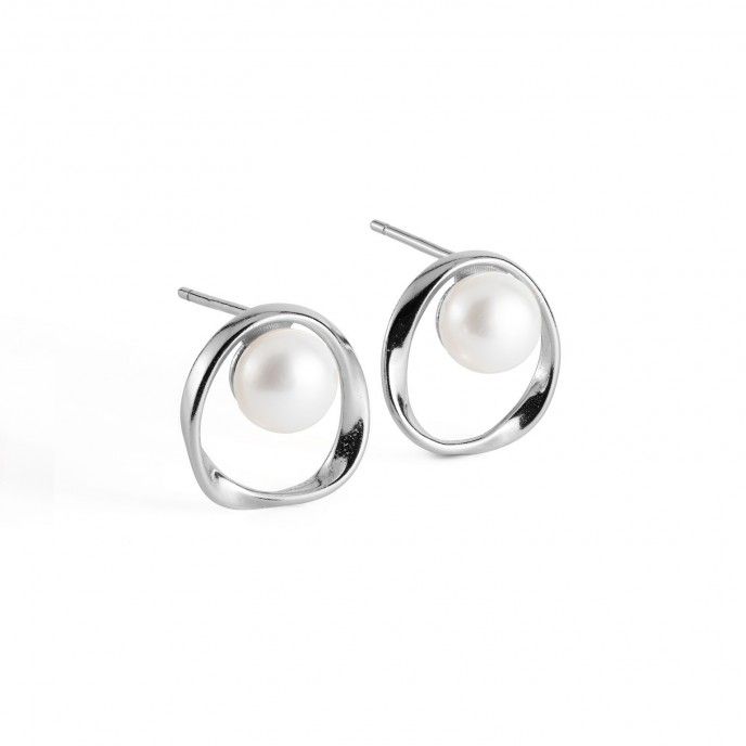 SILVER EARRINGS WITH PEARLS