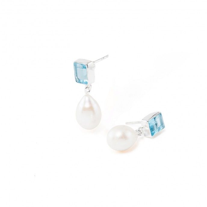 SILVER EARRINHS WITH PEARL