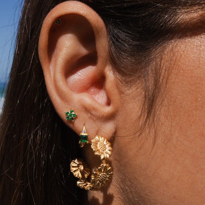 STEEL HOOPS WITH FLOWERS